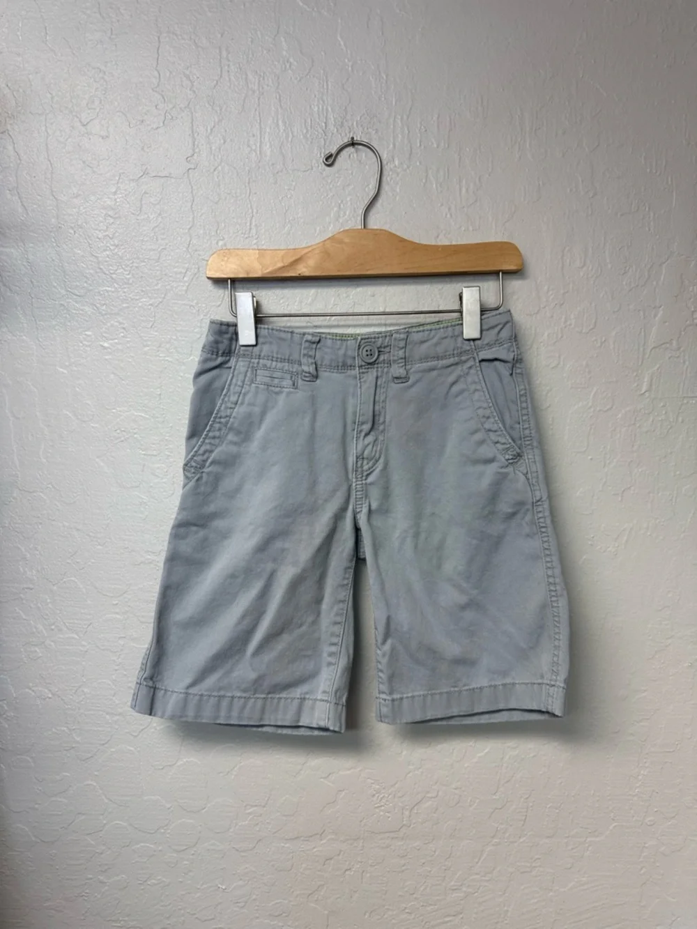 $8 ADD ON The children’s‎ place boy Khaki shorts chino blue gray 7Y